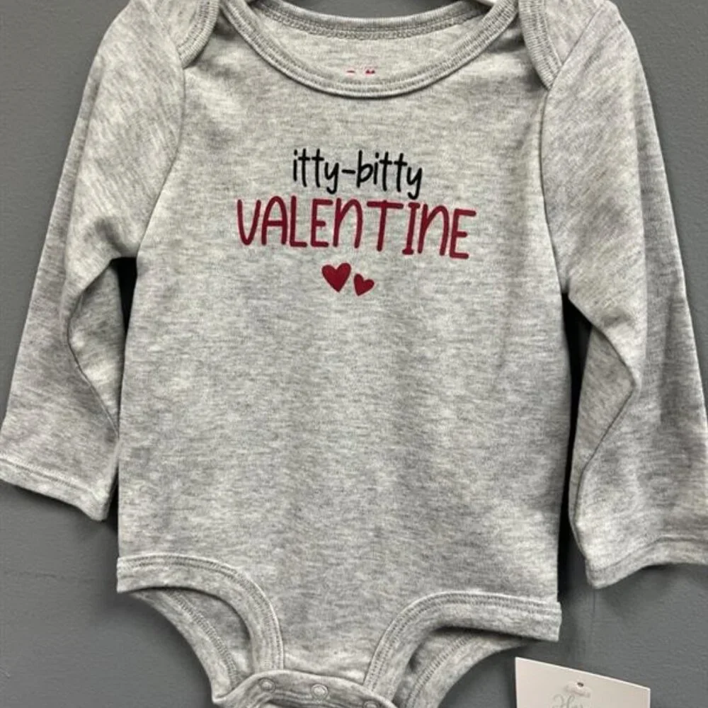 6-9 month Itty Bitty Valentine Onesie Gray & Red W-21 - Picture 1 of 3